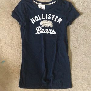 Hollister tee